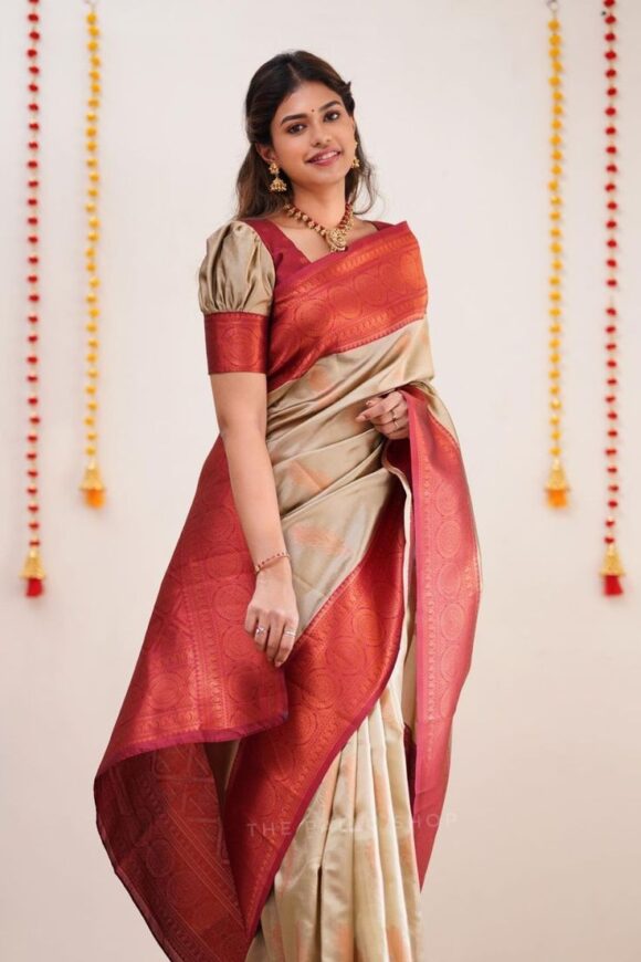Women's Silk Saree with Zari Border