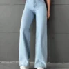 Women's Straight Fit Jeans